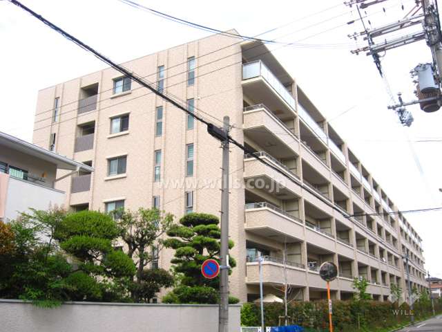 ジェイグラン甲子園口天道町の外観(南西側から)