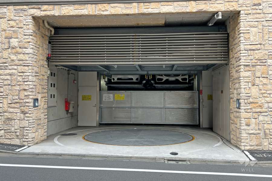 敷地内駐車場（屋内機械式）