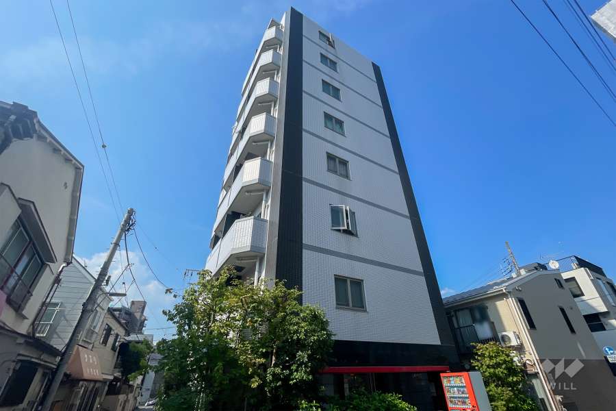 フィオリーシェ東浅草の外観（南西側から）