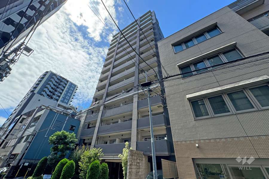 グローベルザスイート上野の外観（北東側から）