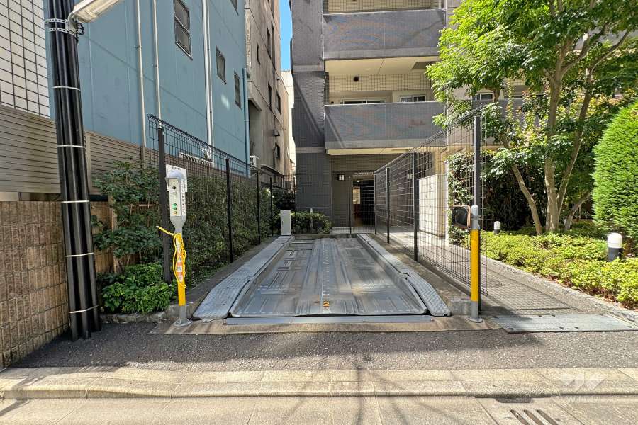 敷地内駐車場（屋外機械式）