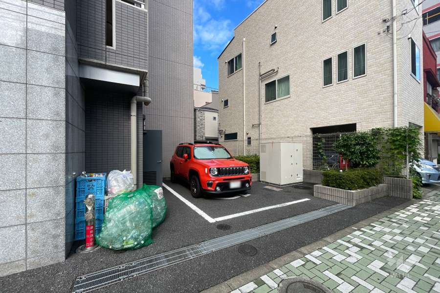 敷地内駐車場（屋外平面式）