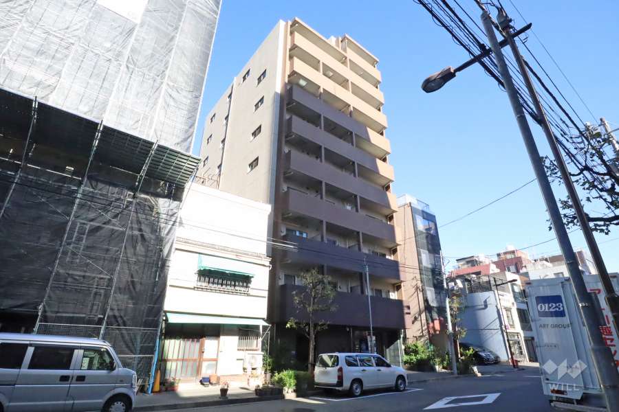 クレイシア新御徒町の外観(南西側から)