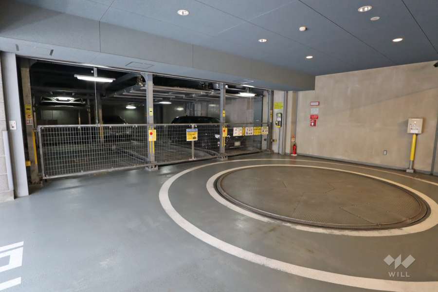 敷地内駐車場(屋内機械式)