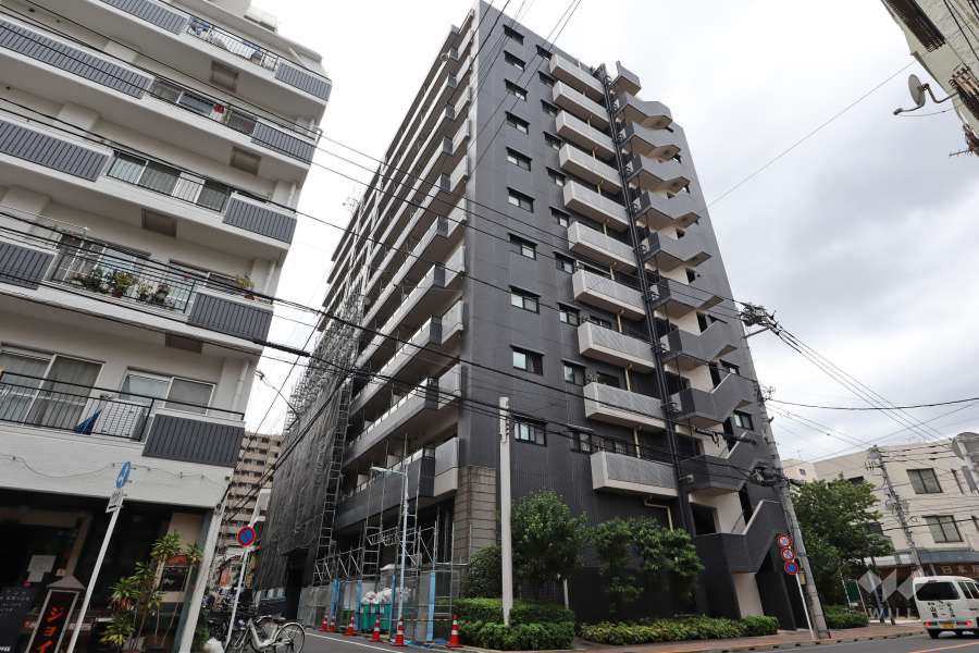 サンクタス浅草レジデンスの外観(北東側から)