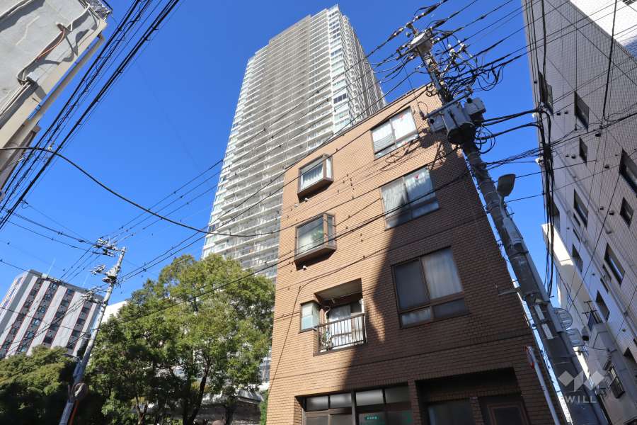 浅草タワーの外観(南東側から)