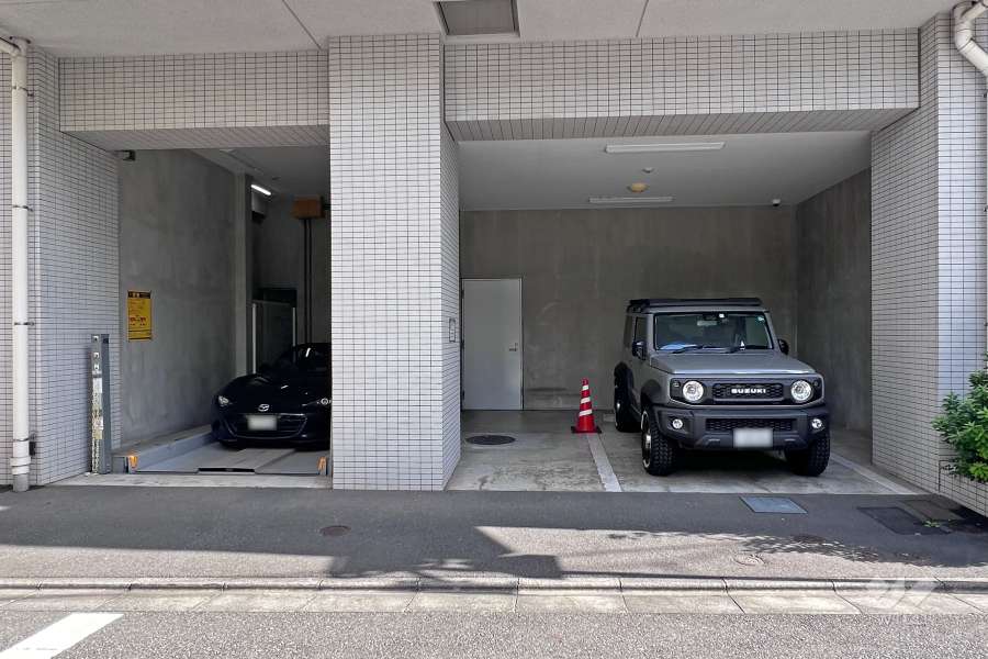 敷地内駐車場（屋内平面式）