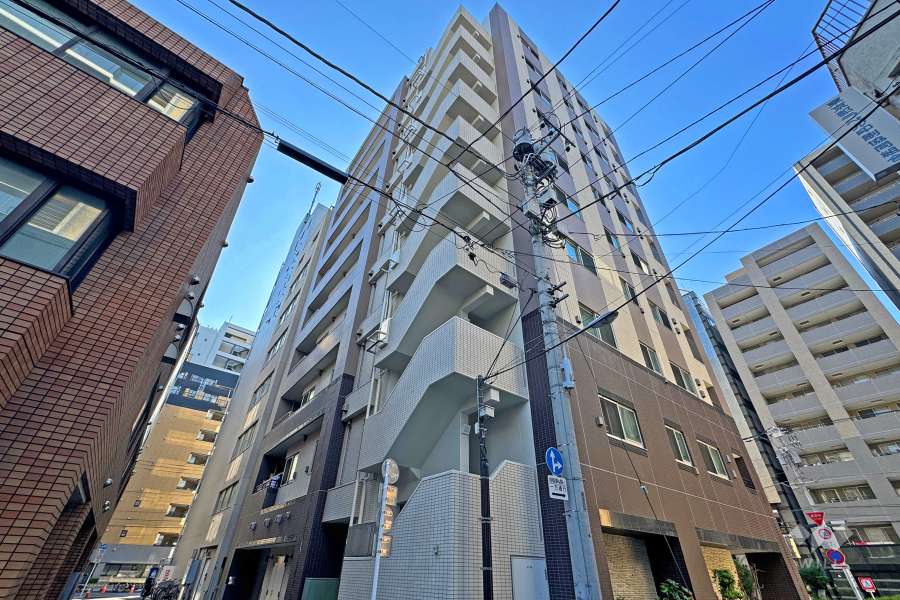 グローベルザシティ蔵前の外観（北東側から）
