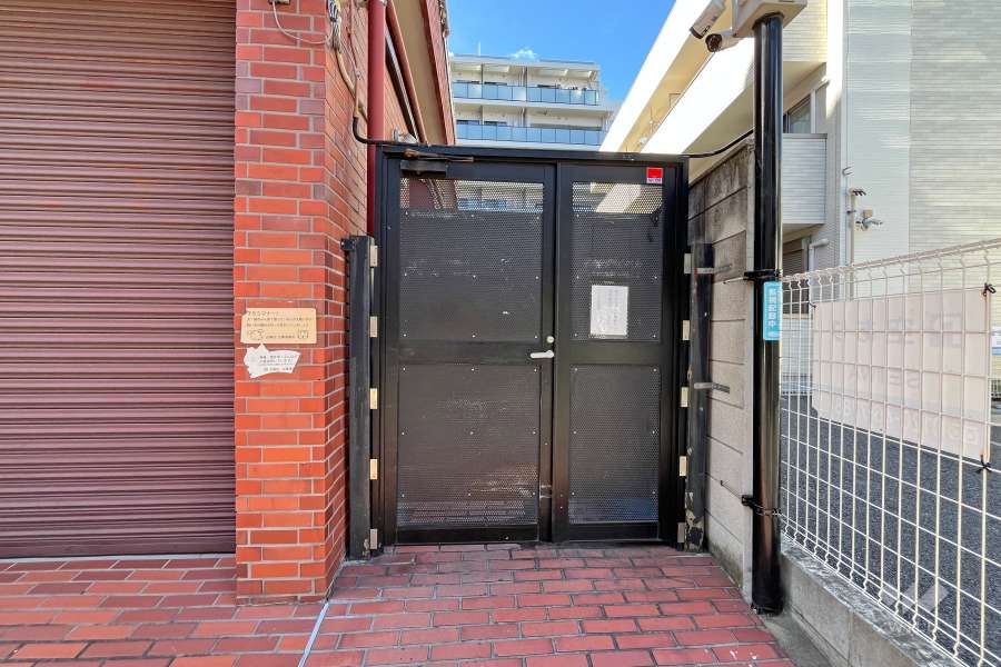 駐輪場の出入り口