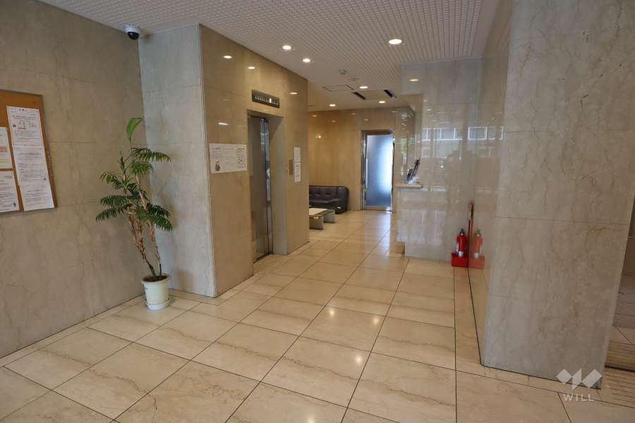 エントランスホール