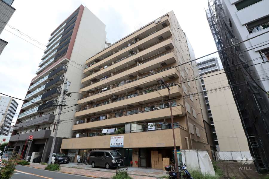 ジュネシオン竜泉の外観(南東側から)