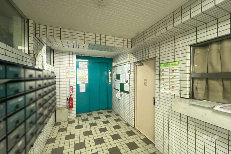 エントランスホール　