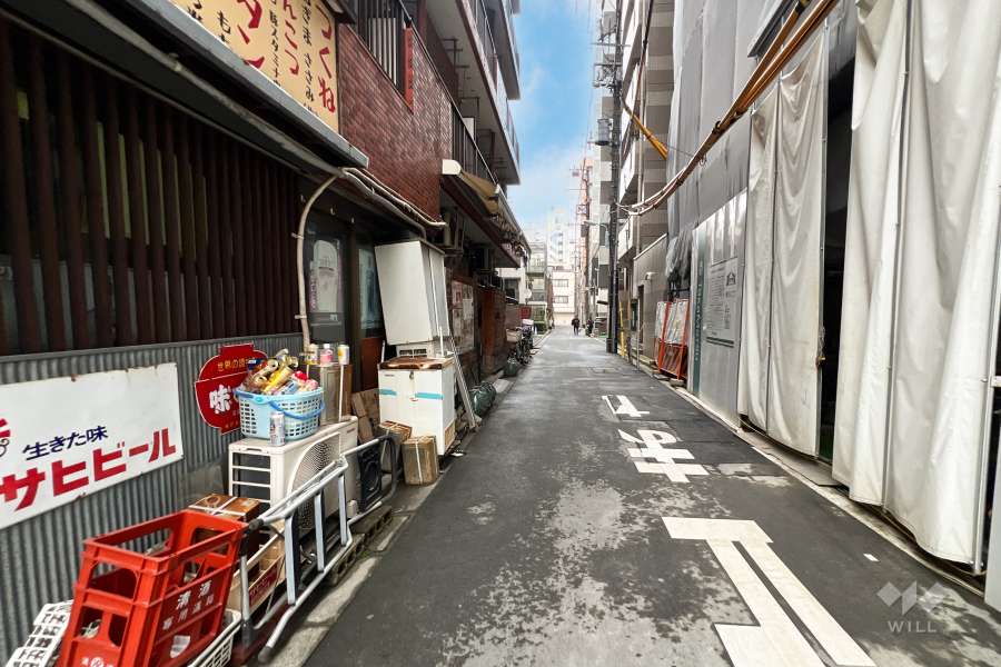 敷地南東側の前面道路