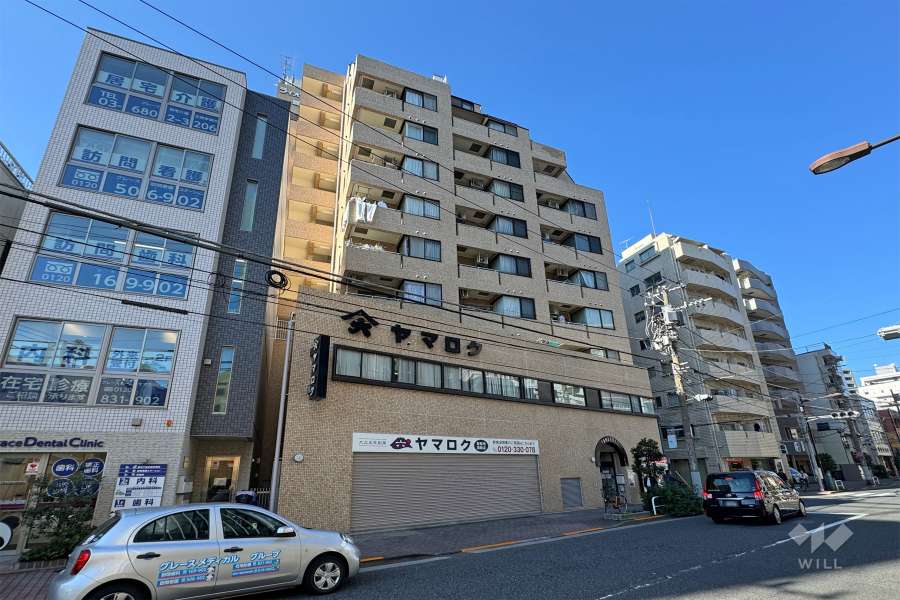 ライオンズマンション鶯谷第2の外観（南東側から）