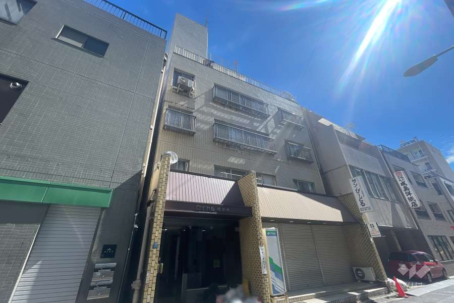 ロイヤル浅草橋の外観（南西側から）