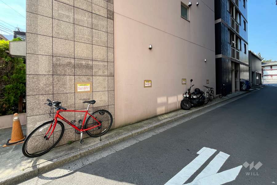 駐輪場、バイク置場