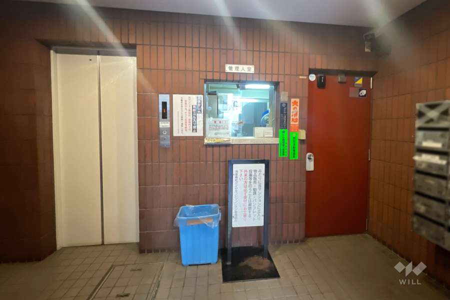 エントランスホール　