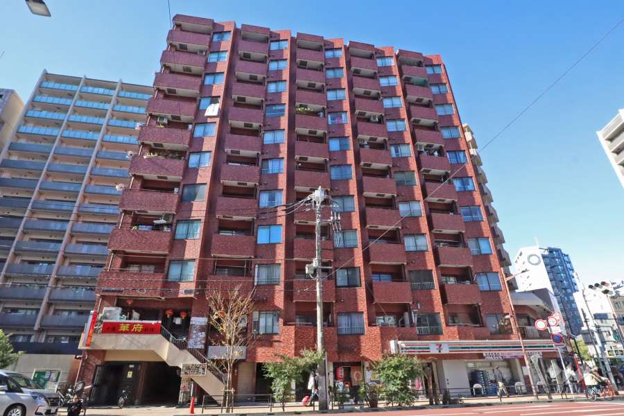 鶯谷タウンプラザの外観（南東側から）