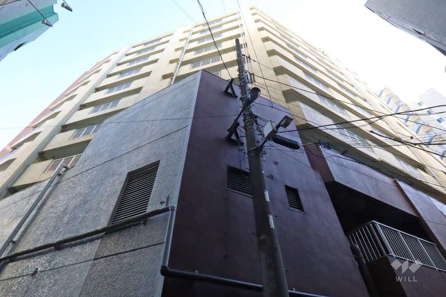 鶯谷日伸ハイツの外観（北西側から）