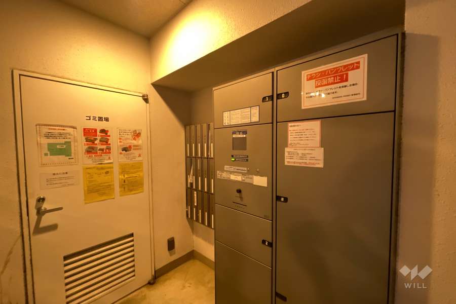 宅配ボックスと共用ポスト