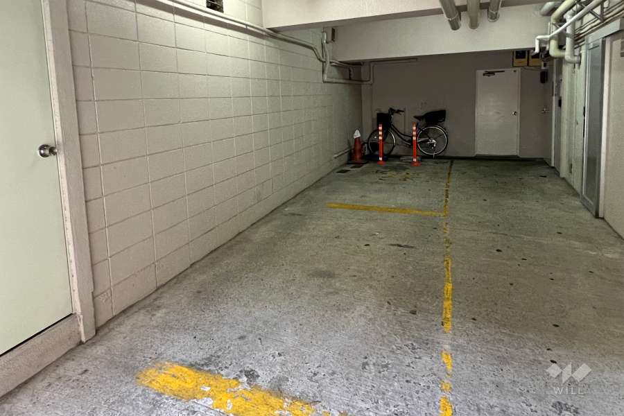 敷地内駐車場（屋内平面式）