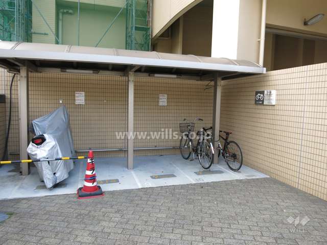 駐輪場、バイク置場
