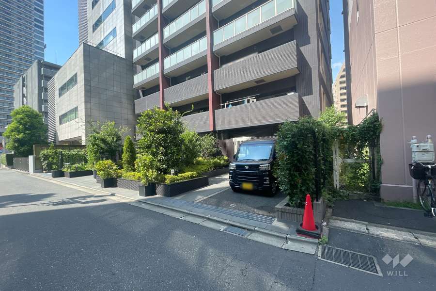 敷地内駐車場（屋外平面式）