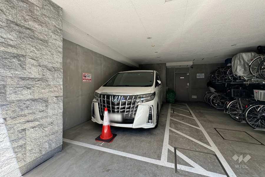 敷地内駐車場（屋内平面式）