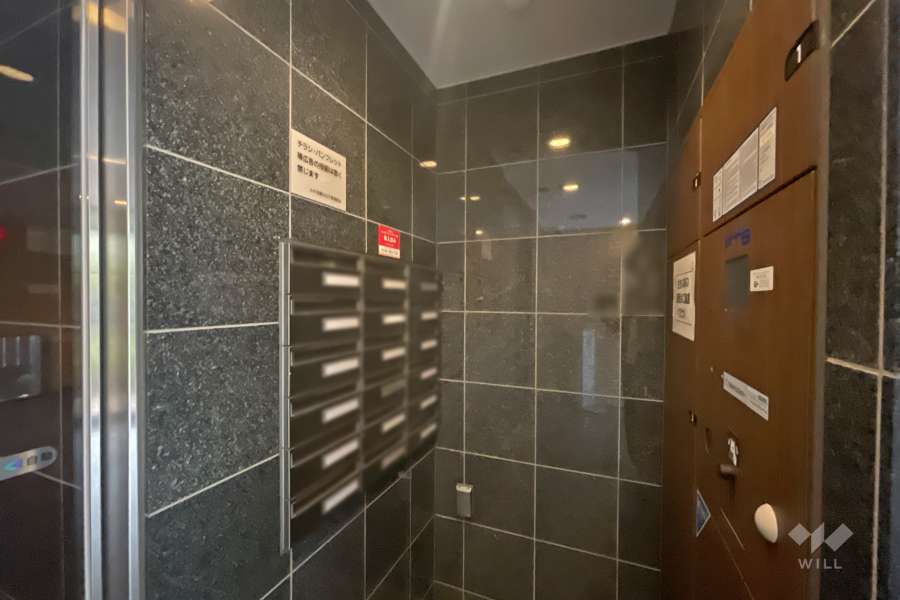 共用ポストと宅配ボックス