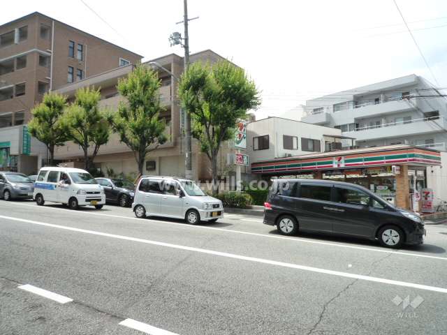 周辺の街並み