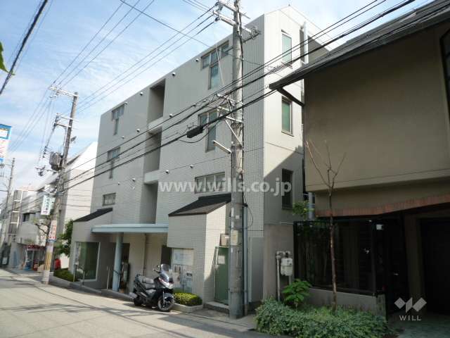 夙川羽衣町パークハイム2の外観（北西側から）