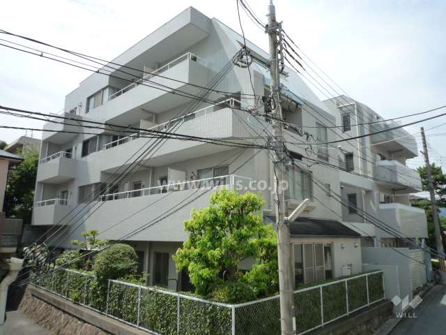 夙川羽衣町パークハイム2の外観（南東側から）