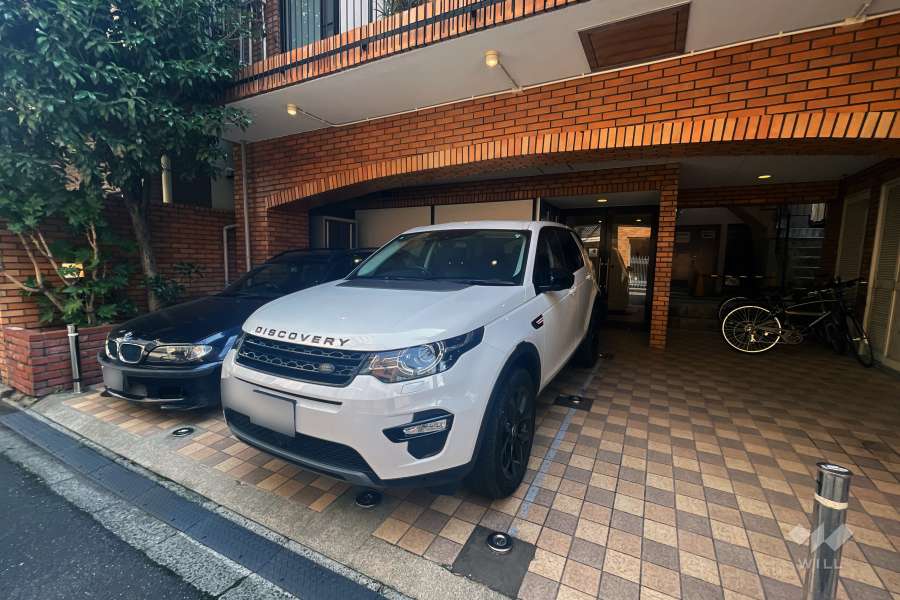 敷地内駐車場（屋外平面式）