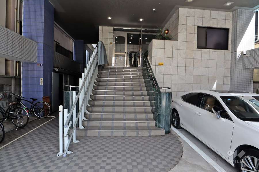 エントランスアプローチ