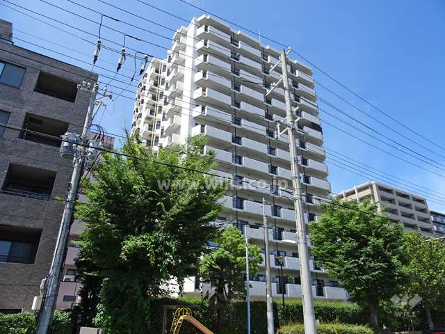 パレスエクセル東灘の外観（南西側から）