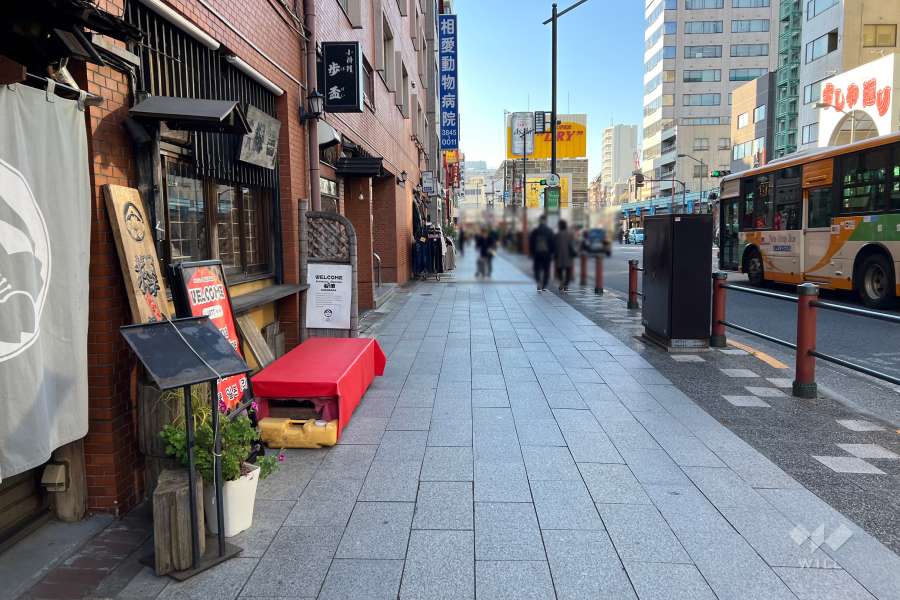 敷地北側の前面道路