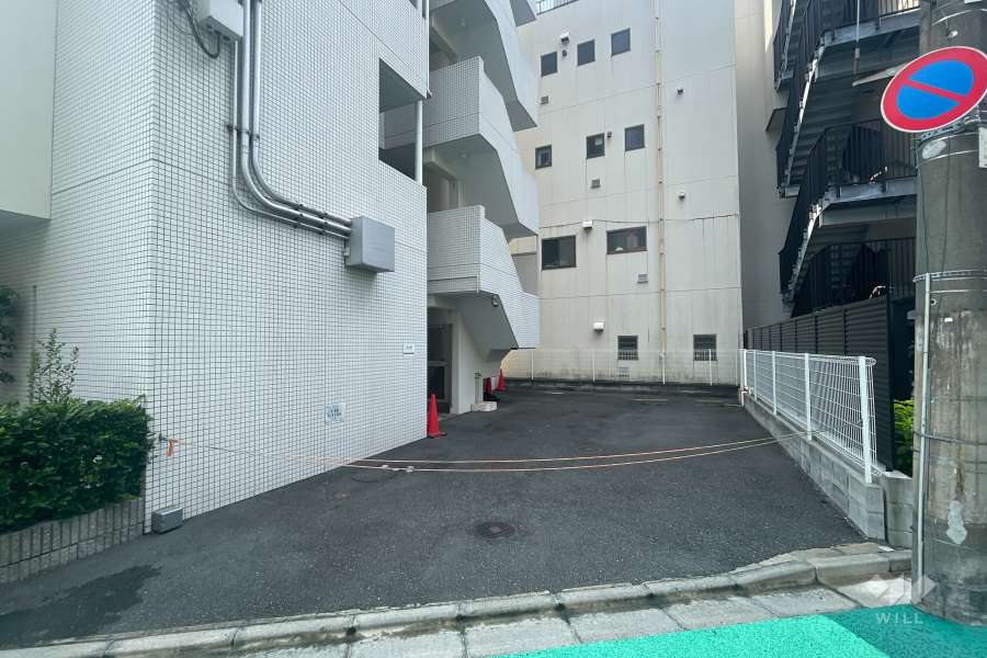 敷地内駐車場（屋外平面式）