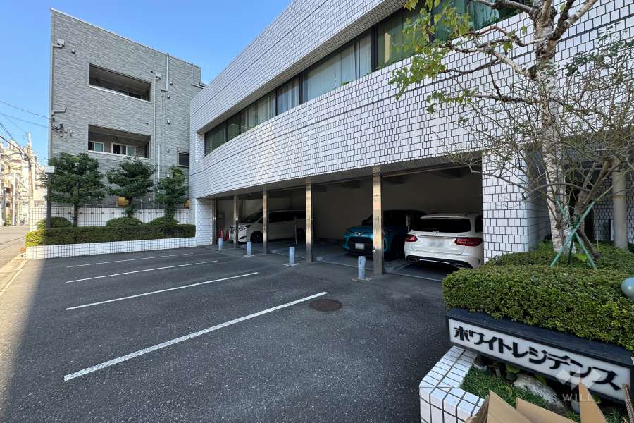 敷地内駐車場（屋内平面式）