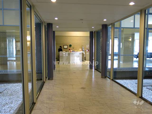 エントランスホール