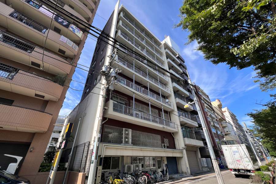 花川戸サニーマンションの外観（南東側から）
