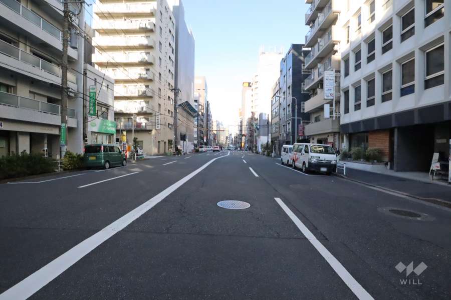 敷地東側の前面道路　