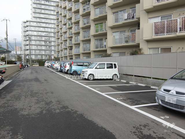 敷地内駐車場（屋外平面式）