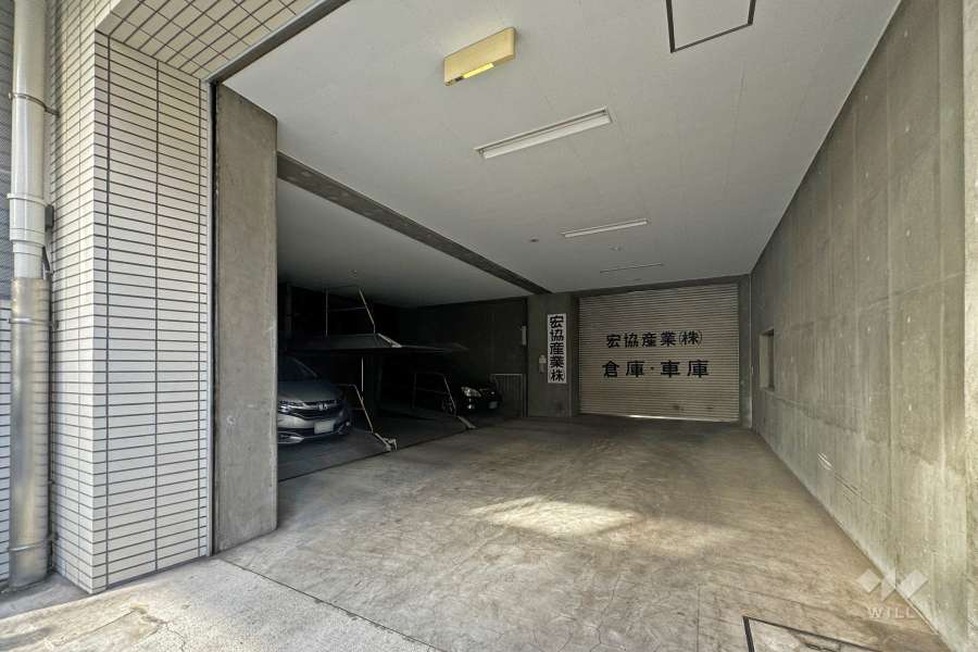 敷地内駐車場（屋内平面式）