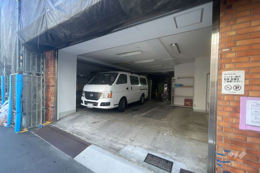 敷地内駐車場（屋外平面式）