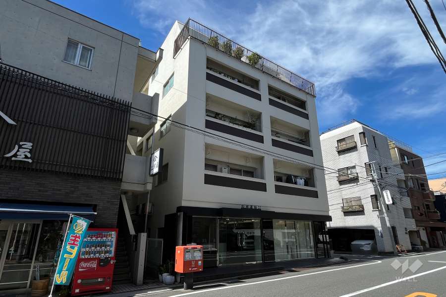 池之端櫻ビルの外観（南東側から）