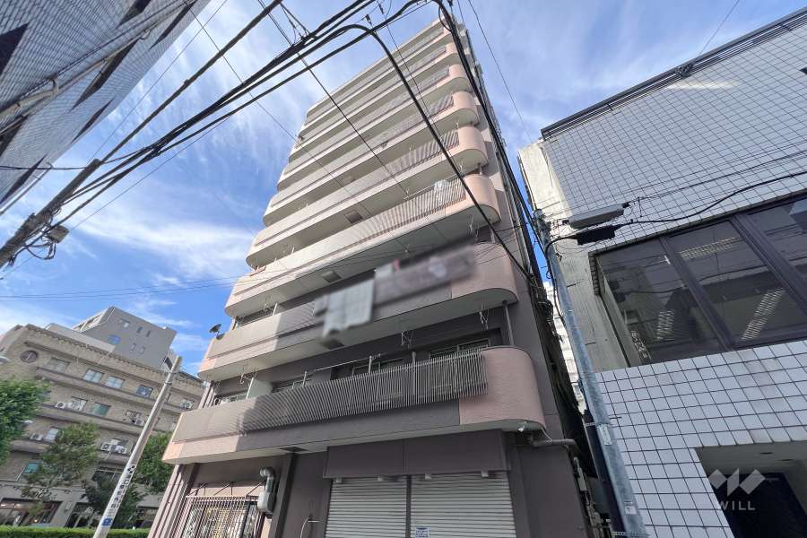 シンエイマンション蔵前の外観（南東側から）
