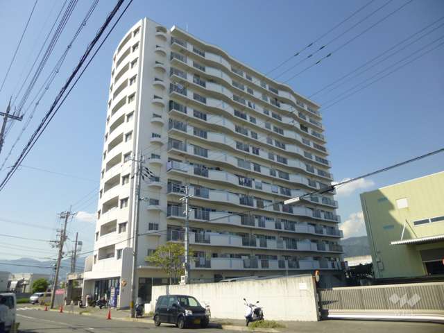 ユニハイム東灘の外観（南東側から）