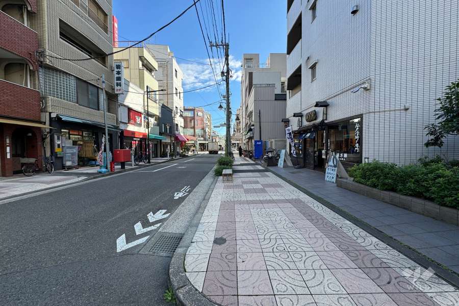 敷地北側の前面道路　