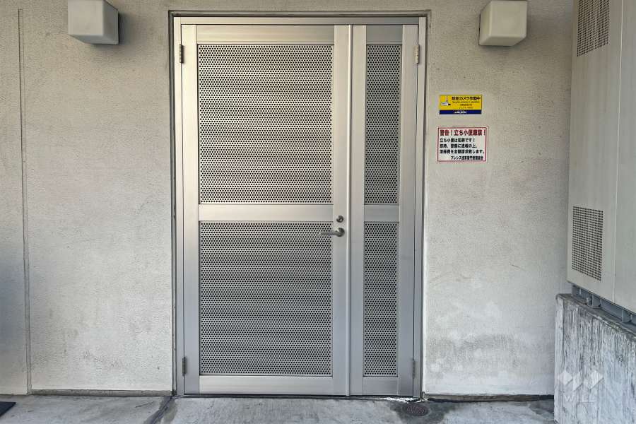 敷地部分にある駐輪場