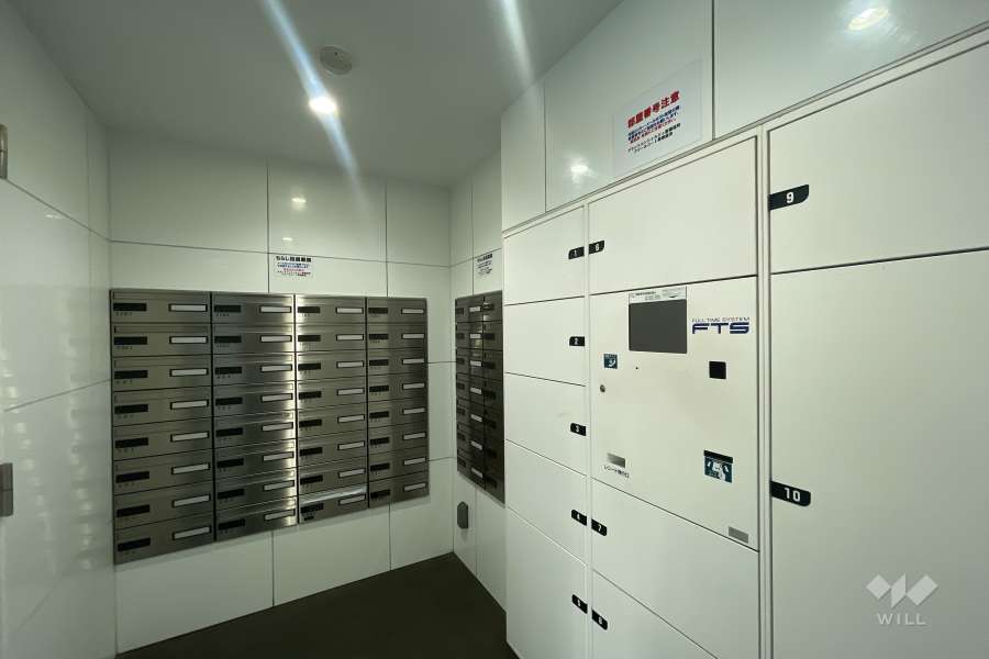 共用ポストと宅配ボックス